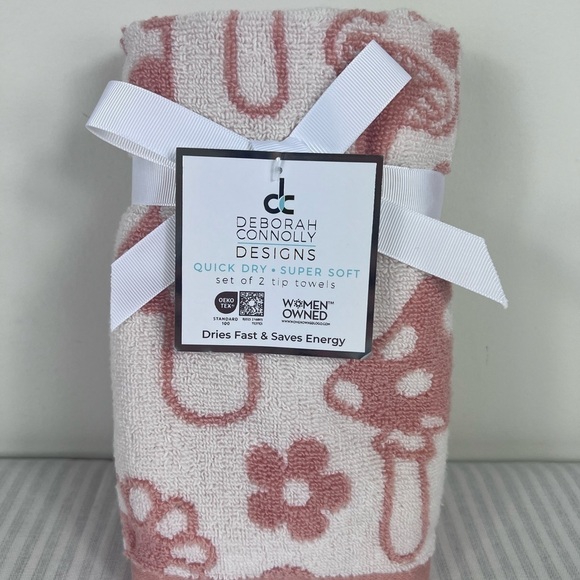 Deborah Connolly Mushroom Finger Tip Towels Pink White Quick Dry Set of 2 NEW - Picture 4 of 8